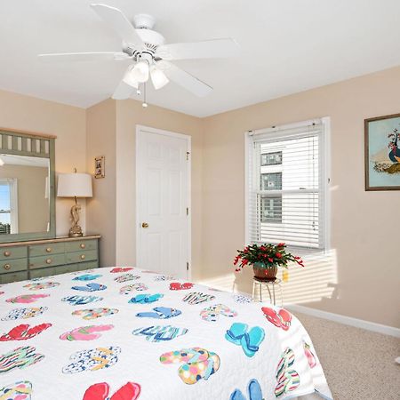 Katie Lou'S Place By Oak Island Accommodations Caswell Beach Bagian luar foto