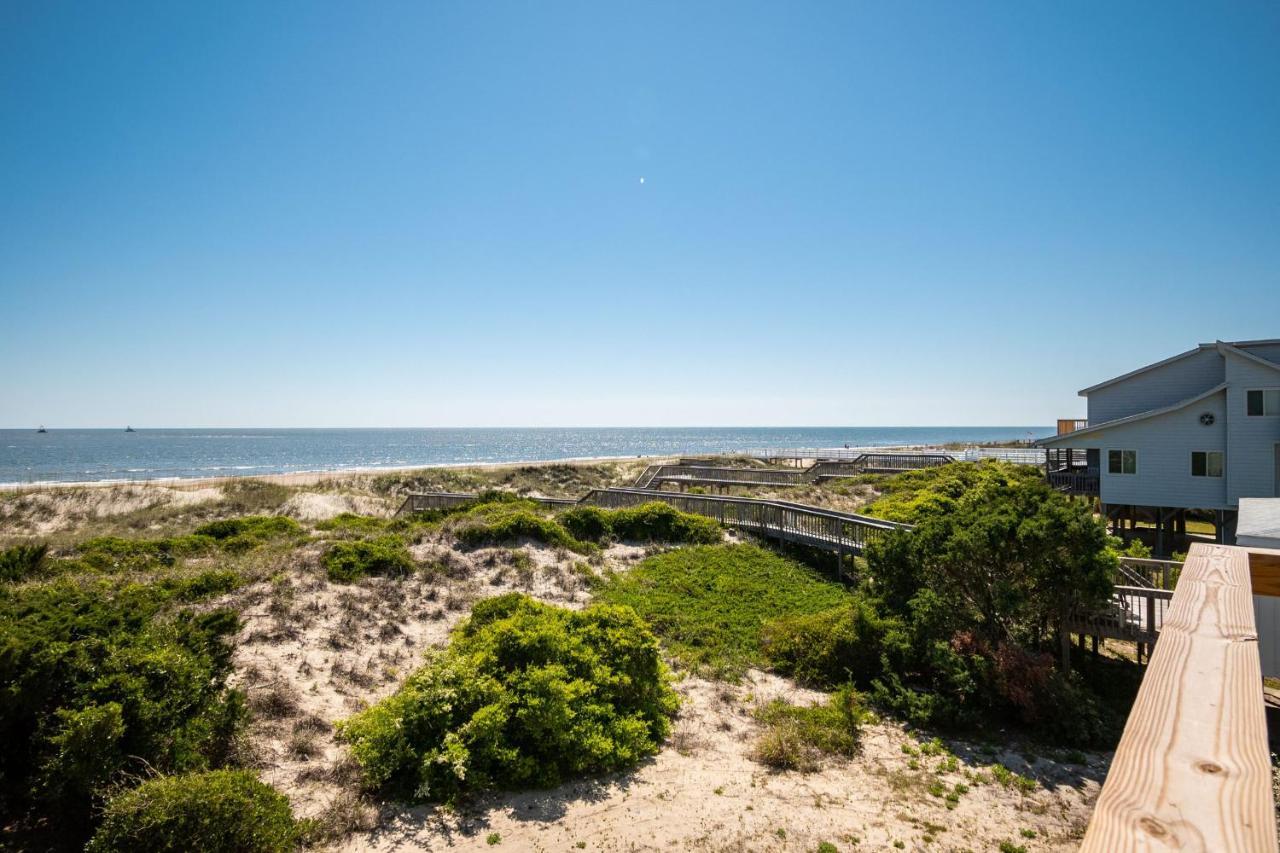 Katie Lou'S Place By Oak Island Accommodations Caswell Beach Bagian luar foto