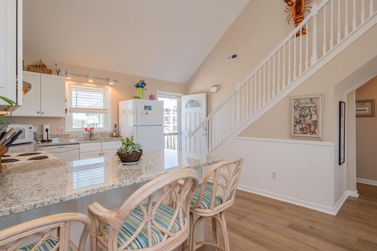 Katie Lou'S Place By Oak Island Accommodations Caswell Beach Bagian luar foto
