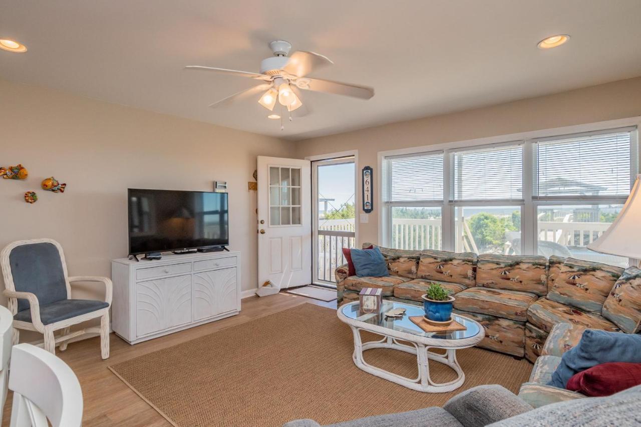 Katie Lou'S Place By Oak Island Accommodations Caswell Beach Bagian luar foto