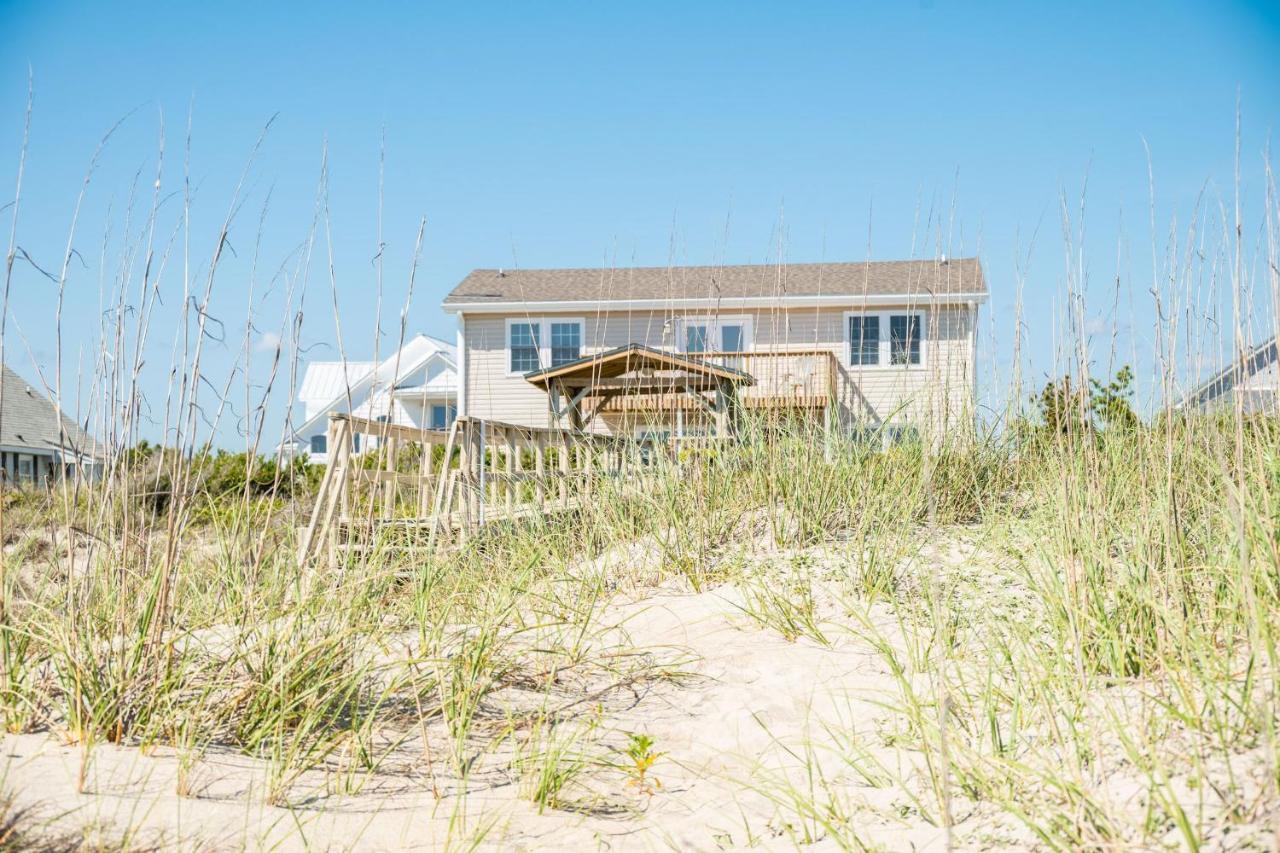 Katie Lou'S Place By Oak Island Accommodations Caswell Beach Bagian luar foto