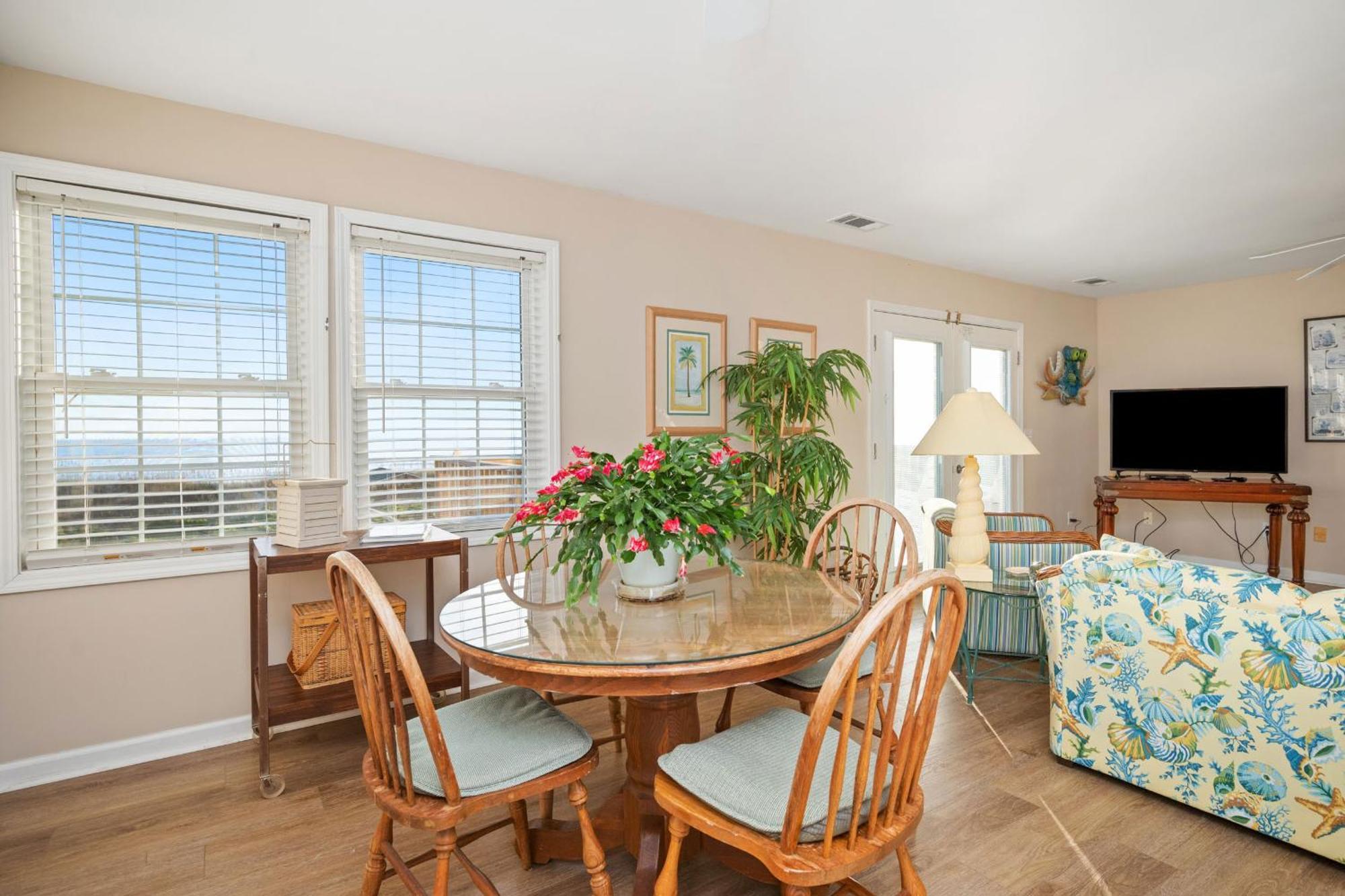 Katie Lou'S Place By Oak Island Accommodations Caswell Beach Bagian luar foto