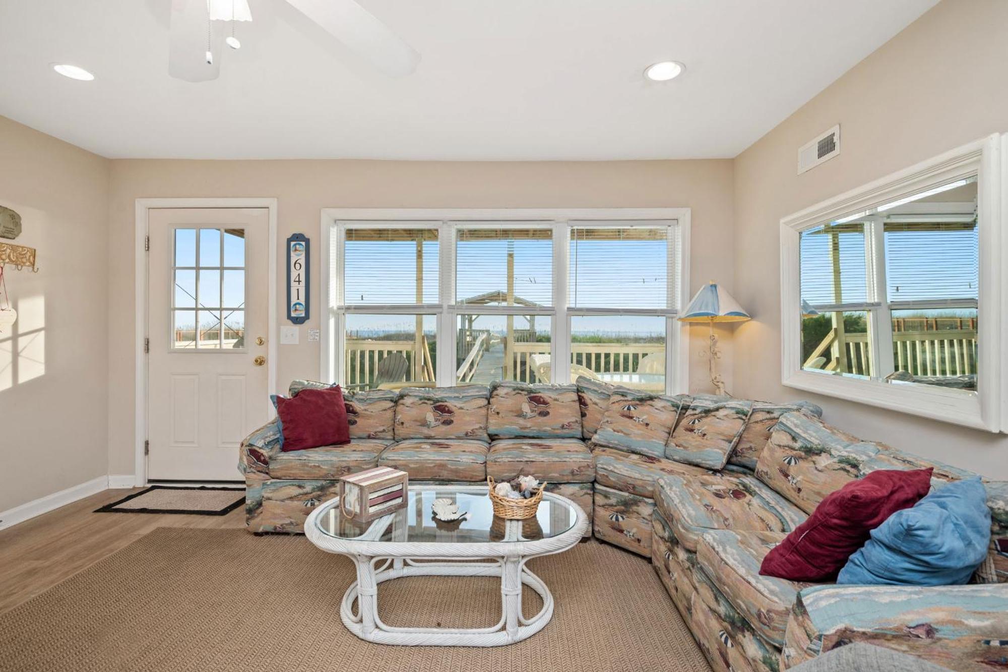 Katie Lou'S Place By Oak Island Accommodations Caswell Beach Bagian luar foto